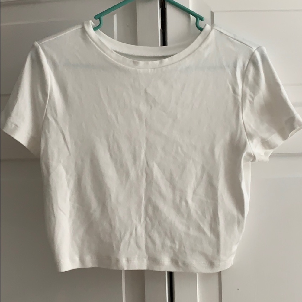 Wild fable white cropped t shirt